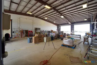 8609 Lone Tree Road, Victoria, TX 77905 - Photo 29