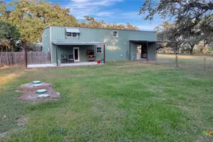 2133 Co Rd 125, Edna, TX 77957 - Photo 3