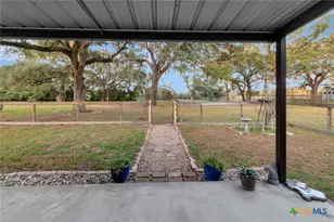2133 Co Rd 125, Edna, TX 77957 - Photo 25