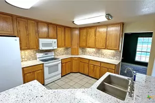 729 Armadillo Ln, Copperas Cove, TX 76522 - Photo 5