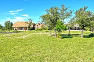 729 Armadillo Ln, Copperas Cove, TX 76522 - Photo 1