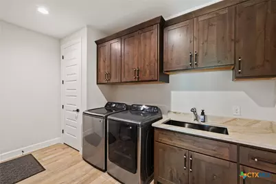 10900 Ranch Road 1323, Johnson City, TX 78636 - Photo 27