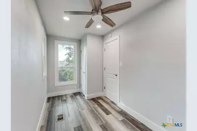 238 Ledgeview Drive, Canyon Lake, TX 78133 - Photo 13