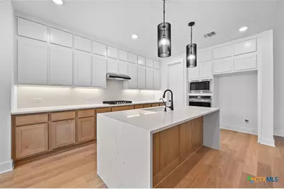 8616 Peristyle Drive, Austin, TX 78744 - Photo 7