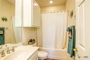 406 Cascades Dr, Rockport, TX 78382 - Photo 29