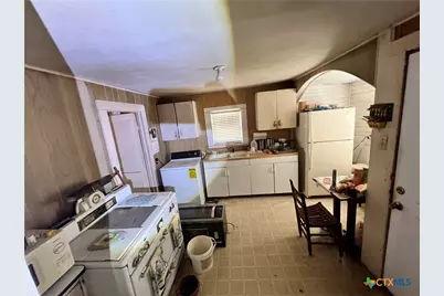 304 W Burnett, Calvert, TX 77837 - Photo 7