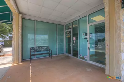 936 S Highway 123 Bypass, Seguin, TX 78155 - Photo 5