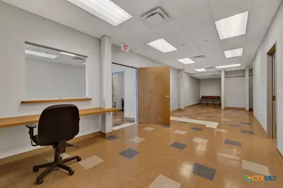 936 S Highway 123 Bypass, Seguin, TX 78155 - Photo 9