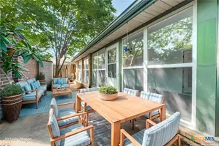 1351 Patio Dr, New Braunfels, TX 78130 - Photo 3