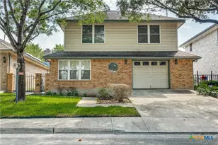 1351 Patio Dr, New Braunfels, TX 78130 - Photo 5