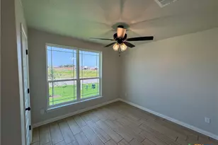 2516 Cowgirl Trl, Belton, TX 76513 - Photo 11