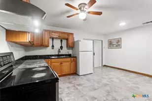 1102 S 5th St, Copperas Cove, TX 76522 - Photo 19