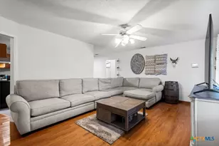 1102 S 5th St, Copperas Cove, TX 76522 - Photo 5