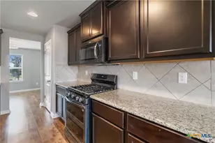 2529 McCrae, New Braunfels, TX 78130 - Photo 9