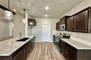 2577 Cedar Glen Dr, Belton, TX 76513 - Photo 7