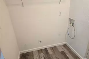 55 Brieger Rd, Gonzales, TX 78629 - Photo 11