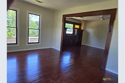 144 W Wallace Street, Gonzales, TX 78629 - Photo 7