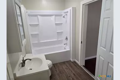 144 W Wallace Street, Gonzales, TX 78629 - Photo 11