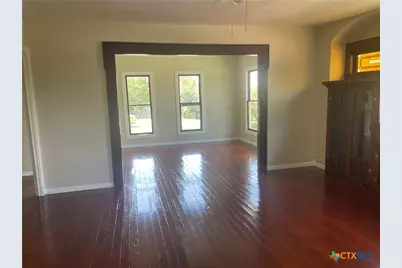 144 W Wallace Street, Gonzales, TX 78629 - Photo 9