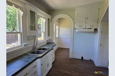 144 W Wallace Street, Gonzales, TX 78629 - Photo 19