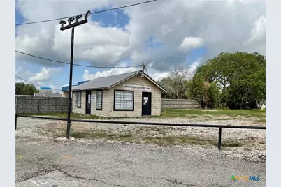 702 US Highway 77A, Yoakum, TX 77995 - Photo 9