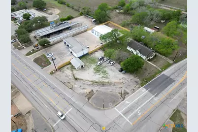 702 US Highway 77A, Yoakum, TX 77995 - Photo 13