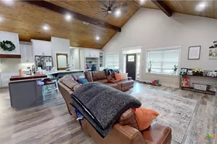 206 Deer Trail Ln, Goliad, TX 77963 - Photo 11