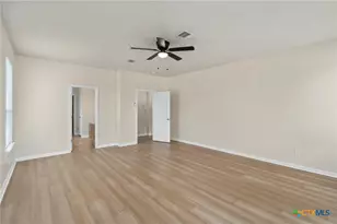 213 Springtree Pkwy, Cibolo, TX 78108 - Photo 21