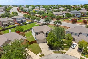 213 Springtree Pkwy, Cibolo, TX 78108 - Photo 1