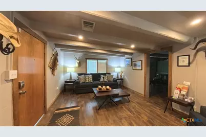 406 7th Street, Bandera, TX 78003 - Photo 7