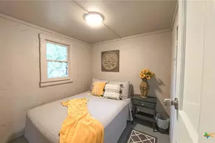 406 7th St, Bandera, TX 78003 - Photo 27