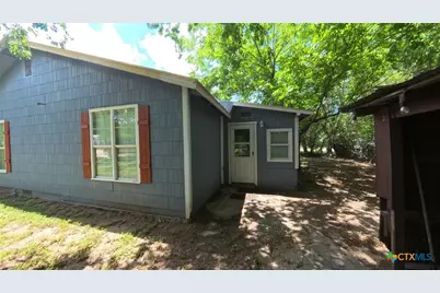 406 7th Street, Bandera, TX 78003 - Photo 5