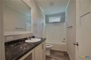 5815 Co Rd 15, Hallettsville, TX 77964 - Photo 33