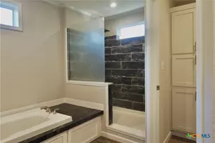 5815 Co Rd 15, Hallettsville, TX 77964 - Photo 11