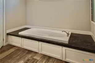 5815 Co Rd 15, Hallettsville, TX 77964 - Photo 13