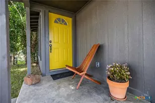 608 San Antonio Ave, Seguin, TX 78155 - Photo 1