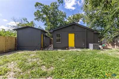 608 San Antonio Avenue, Seguin, TX 78155 - Photo 27