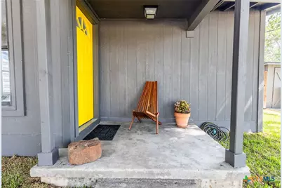 608 San Antonio Avenue, Seguin, TX 78155 - Photo 7