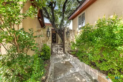 1108 Tuscan Ridge, New Braunfels, TX 78130 - Photo 3