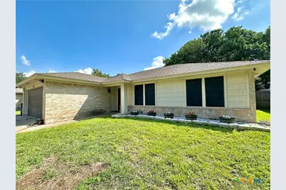 209 Roanoke Drive, Victoria, TX 77904 - Photo 1