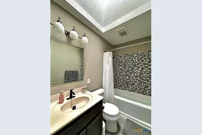 209 Roanoke Drive, Victoria, TX 77904 - Photo 29