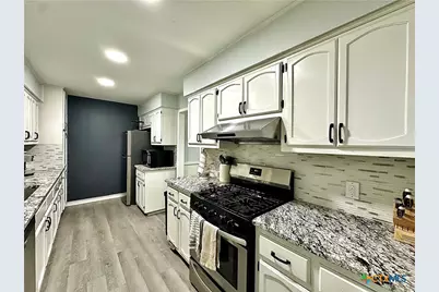 209 Roanoke Drive, Victoria, TX 77904 - Photo 15