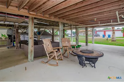 38 Chumley, Port Lavaca, TX 77979 - Photo 13