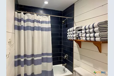 38 Chumley, Port Lavaca, TX 77979 - Photo 7