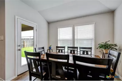 733 Peak Place, Seguin, TX 78155 - Photo 9