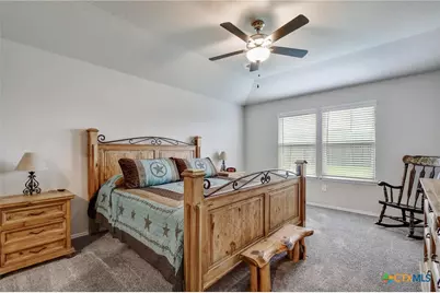 733 Peak Place, Seguin, TX 78155 - Photo 17