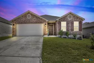 733 Peak Pl, Seguin, TX 78155 - Photo 1
