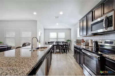 733 Peak Place, Seguin, TX 78155 - Photo 7