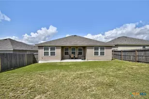 733 Peak Pl, Seguin, TX 78155 - Photo 23
