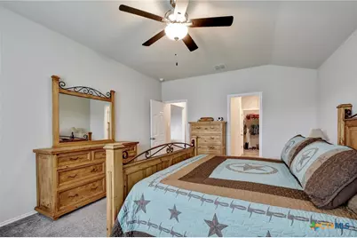 733 Peak Place, Seguin, TX 78155 - Photo 19